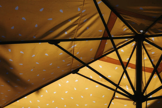 How to Use a Beach Umbrella With UV Protection in Late Fall
